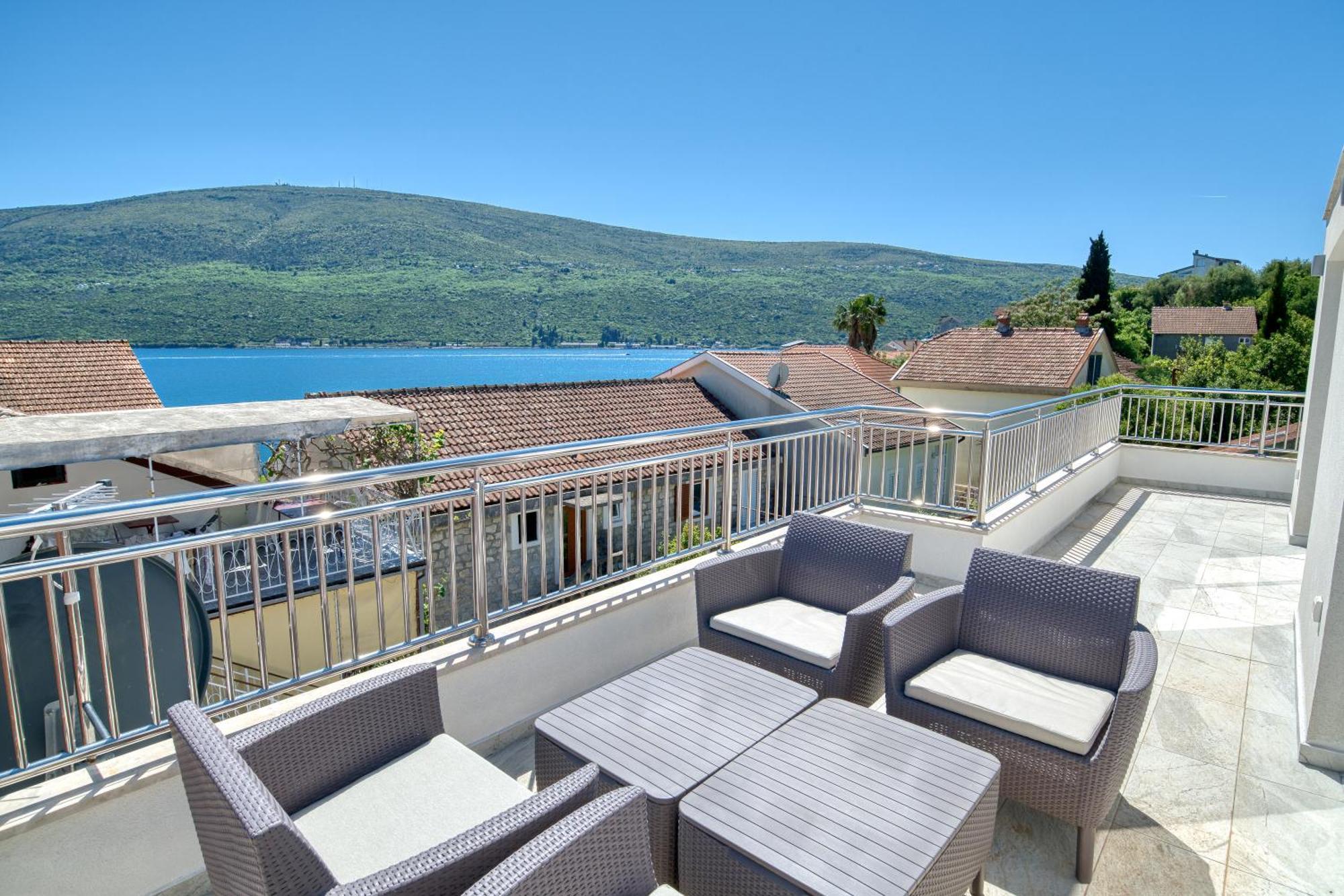 Apartments Ljubica Herceg Novi Exterior foto