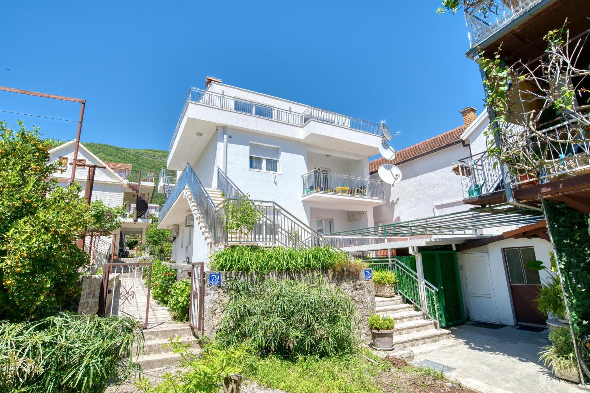 Apartments Ljubica Herceg Novi Exterior foto